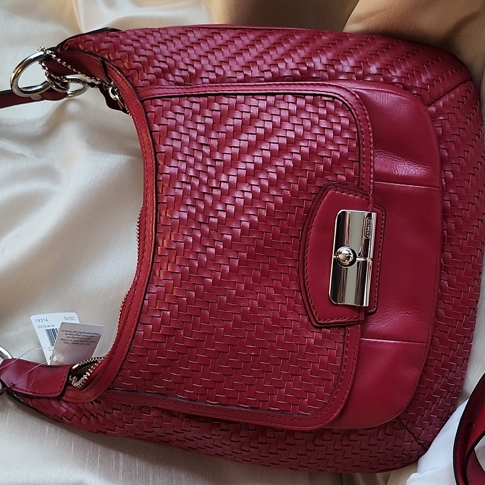SOLD COACH New Scarlet Kristin Woven Leather Hobo & Wrislet $180 - Picture 7 of 15